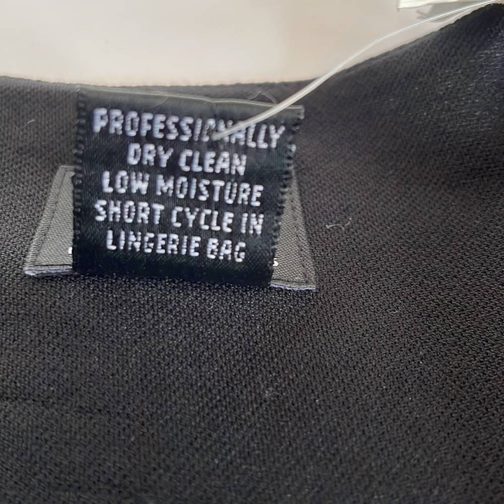 I.N.C. Women's Blouse Sequines Black NWT Size Medium ( would fit a small). - Picture 8 of 8